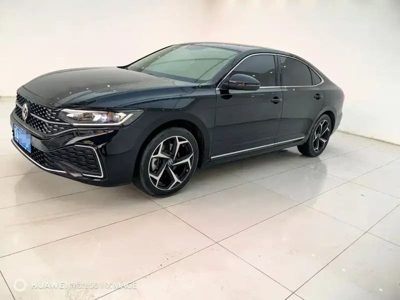 Volkswagen Passat, 2025