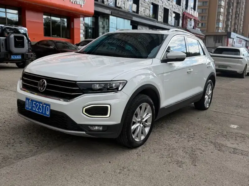 Volkswagen T-Roc, 2022