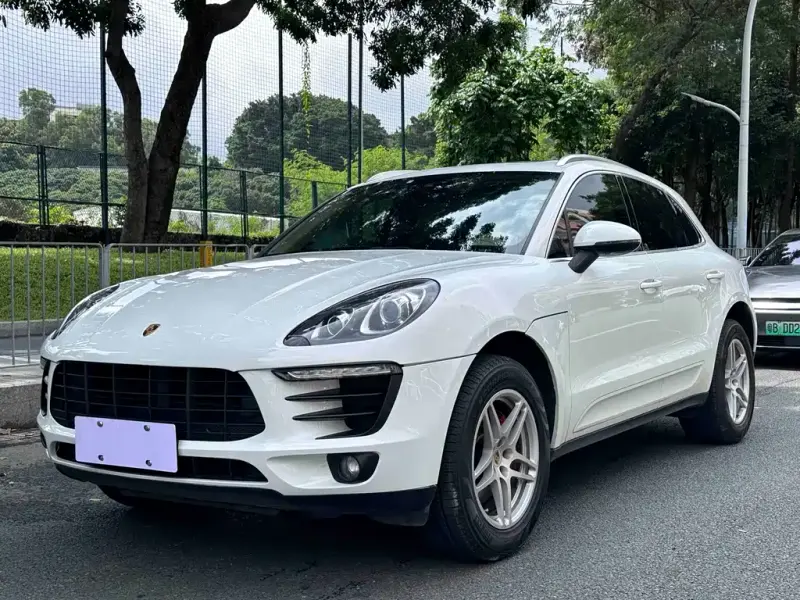Porsche Macan, 2016