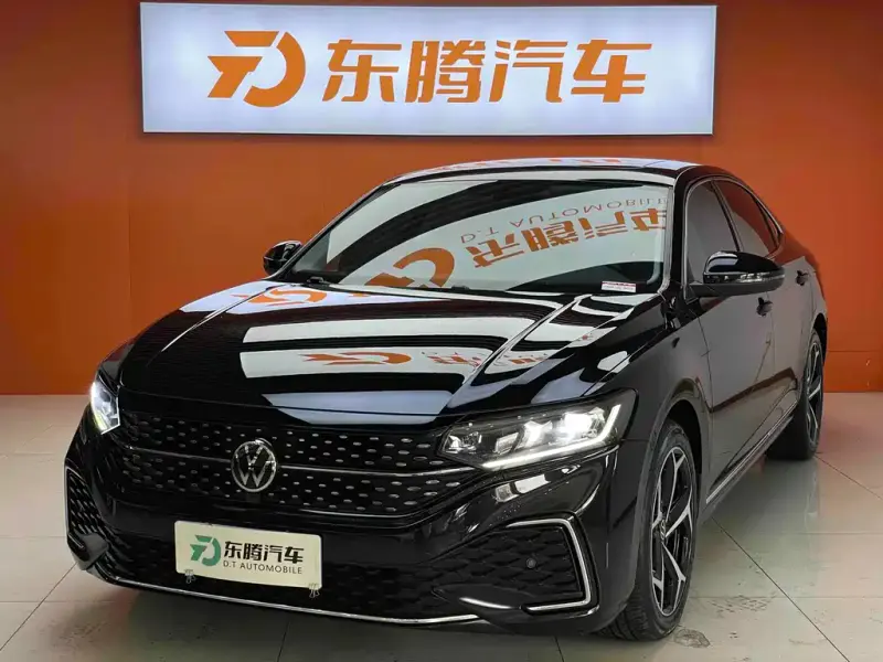 Volkswagen Passat, 2023