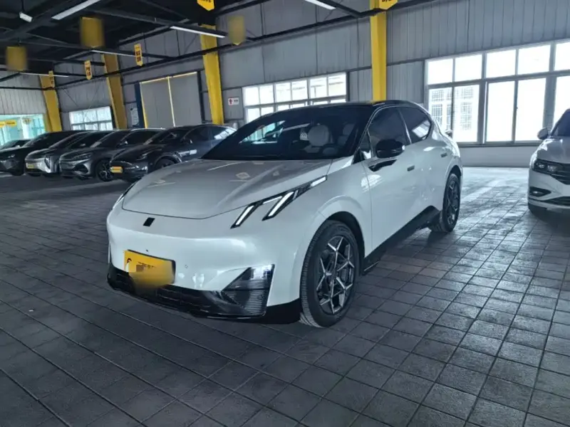 Lynk & Co Z20, 2025
