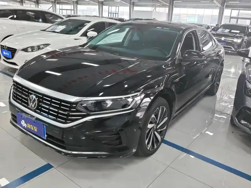 Volkswagen Passat, 2022