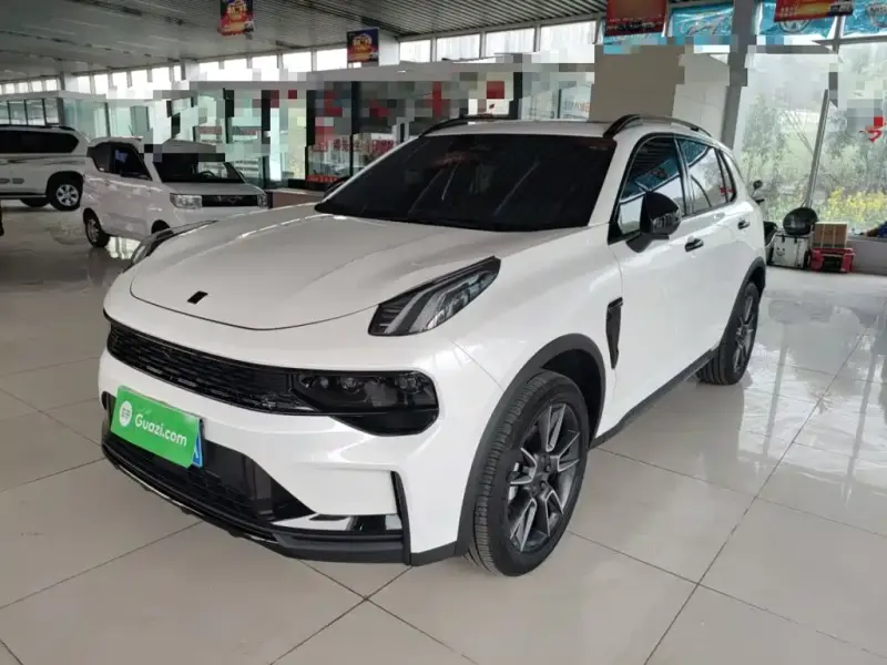 Lynk & Co 01, 2025