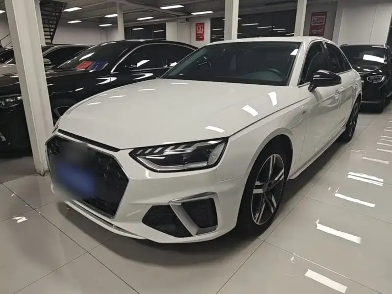 Audi A4L, 2020