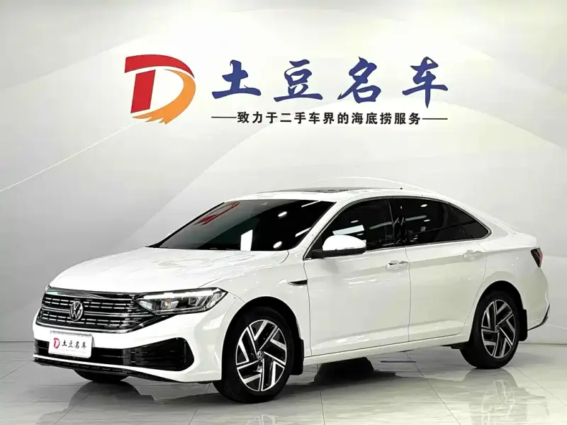 Volkswagen Sagitar, 2022