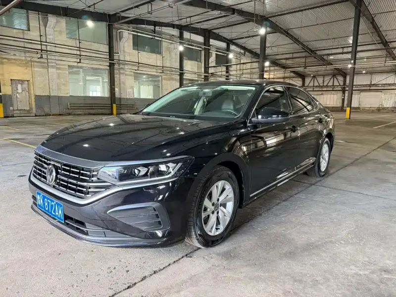 Volkswagen Passat, 2023