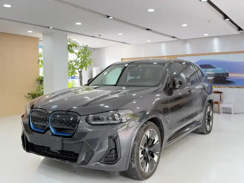 BMW iX3, 2021