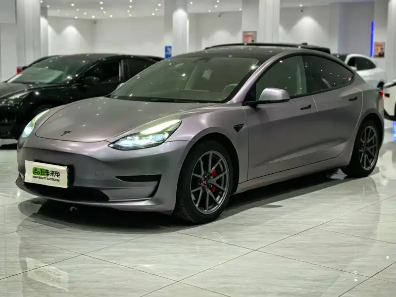 Tesla Model 3, 2021