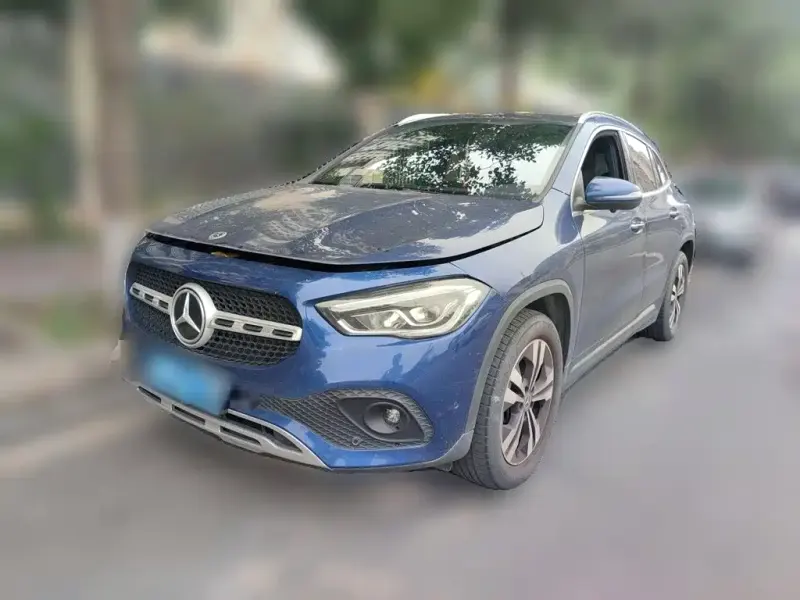 Mercedes-Benz GLA, 2021