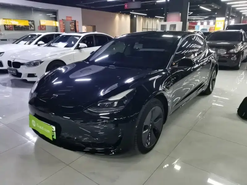 Tesla Model 3, 2021
