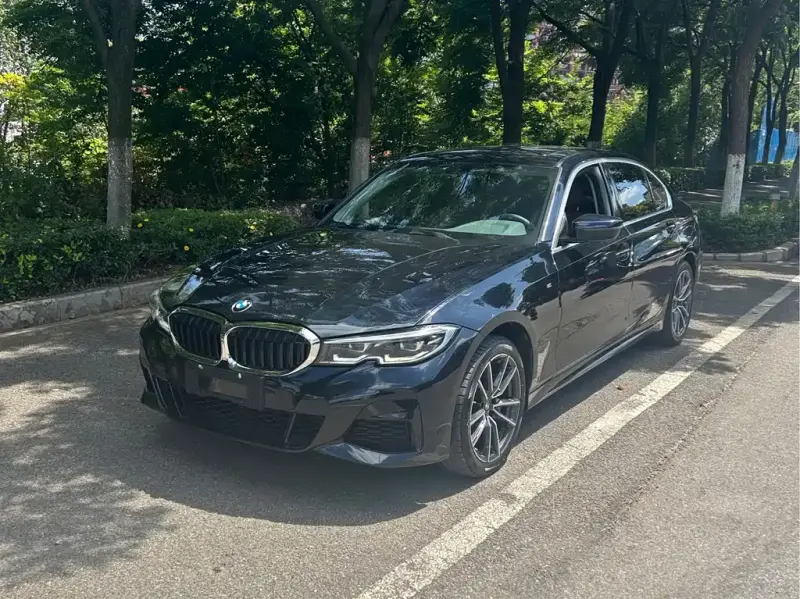 BMW 3 Series, 2022