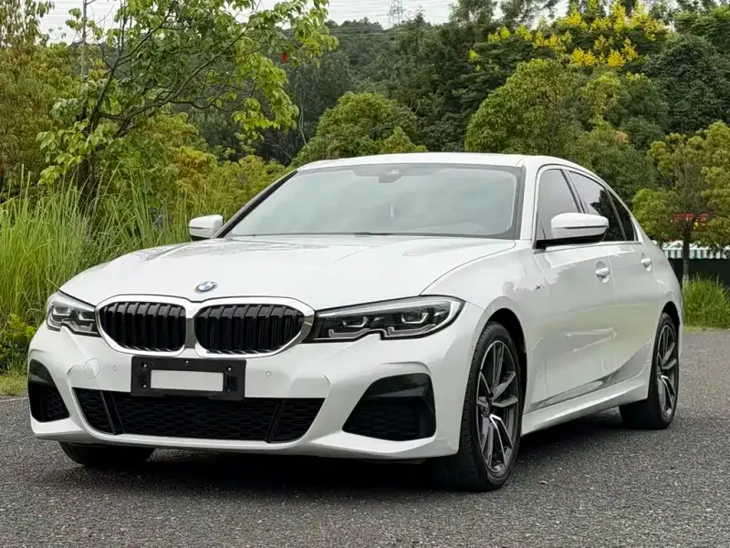 BMW 3 Series, 2021