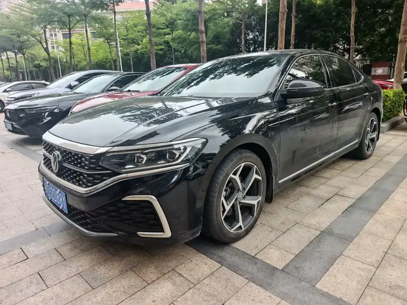 Volkswagen Passat, 2024