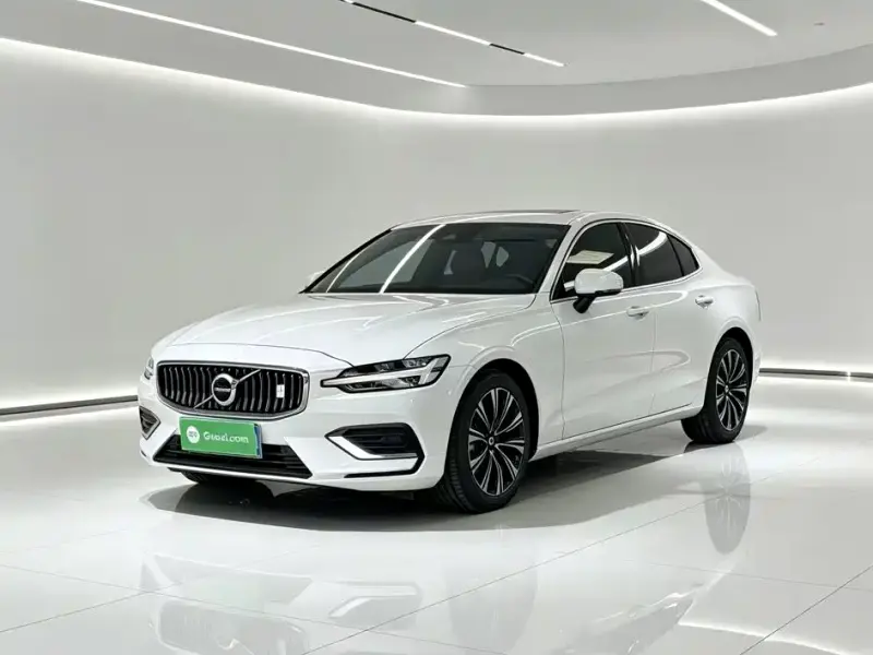 Volvo S60, 2025