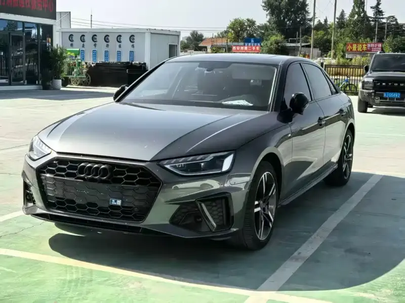 Audi A4L, 2022