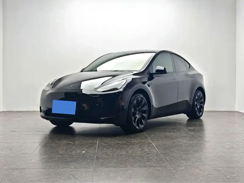 Tesla Model Y, 2023