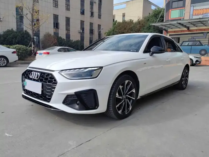 Audi A4L, 2023