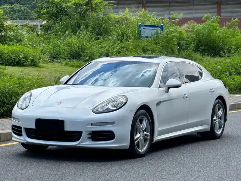 Porsche Panamera, 2014