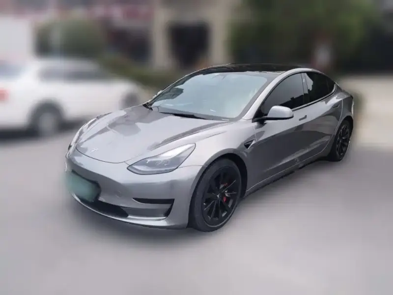 Tesla Model 3, 2022