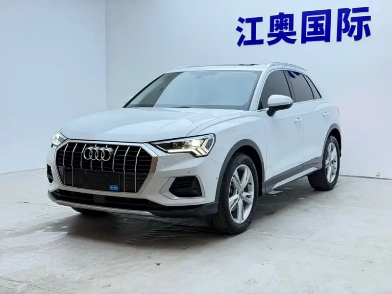 Audi Q3, 2021