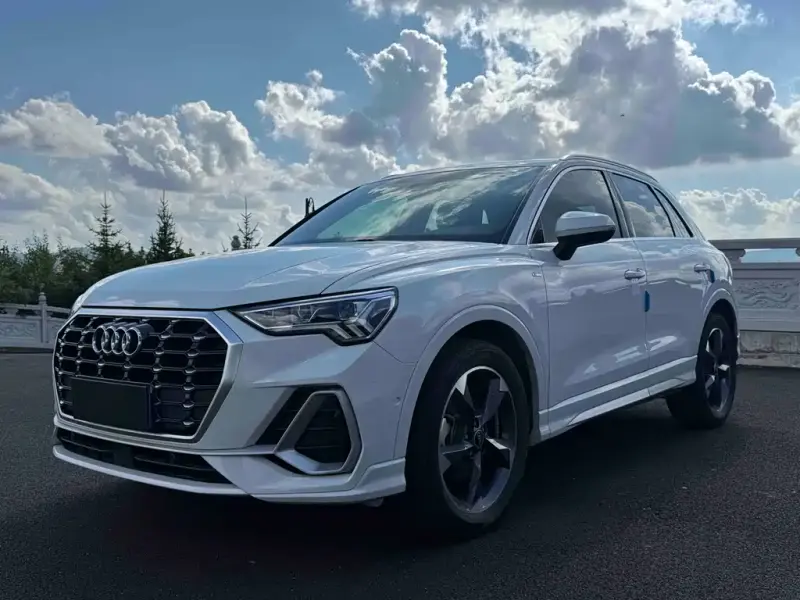 Audi Q3, 2022