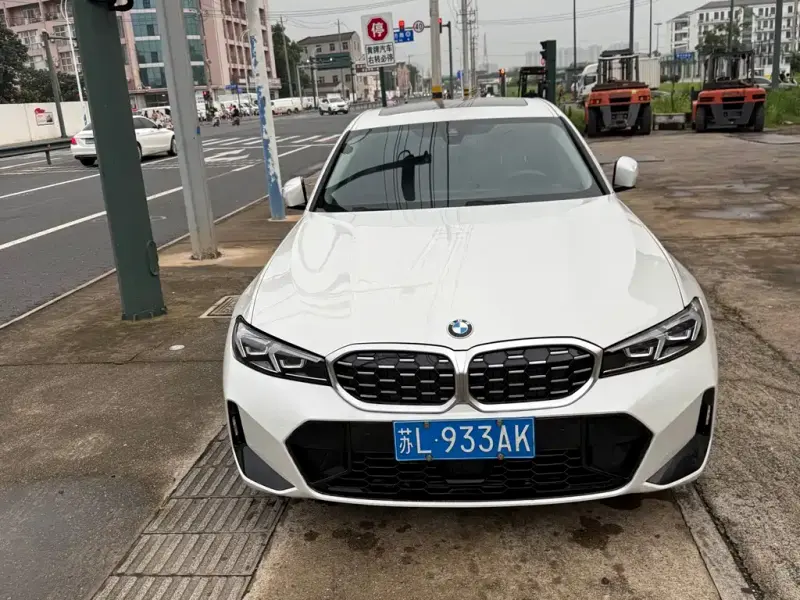 BMW 3 Series, 2025