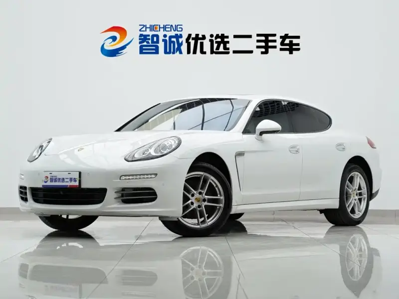 Porsche Panamera, 2013