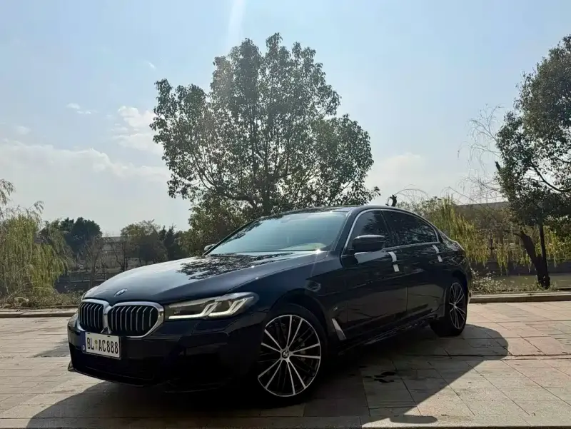 BMW 5 Series, 2022
