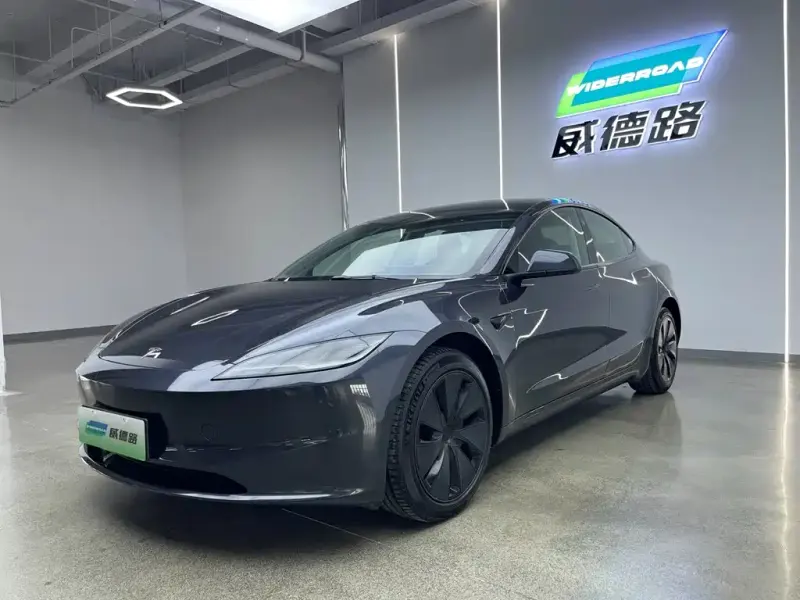 Tesla Model 3, 2024