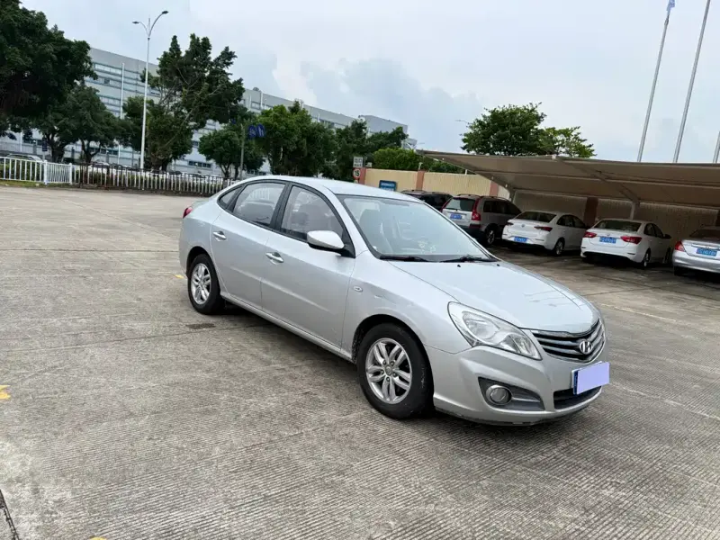 Hyundai Elantra, 2012