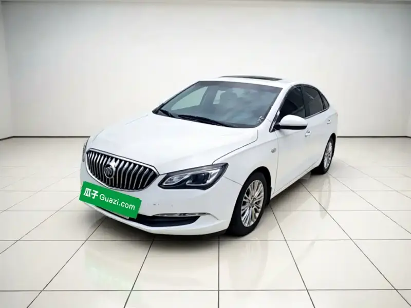 Buick Excelle, 2015