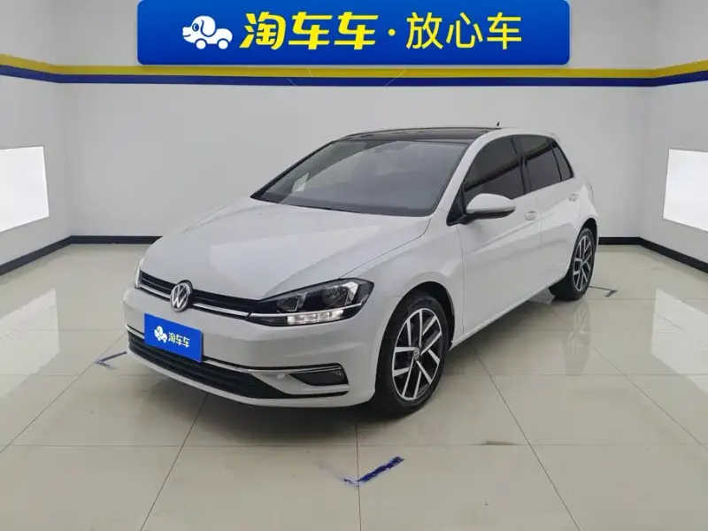 Volkswagen Golf, 2020