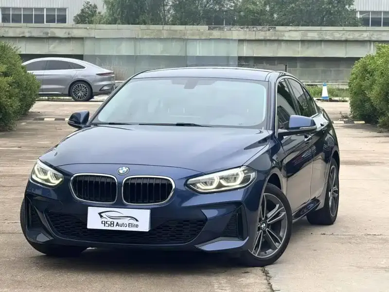 BMW 1 Series, 2022