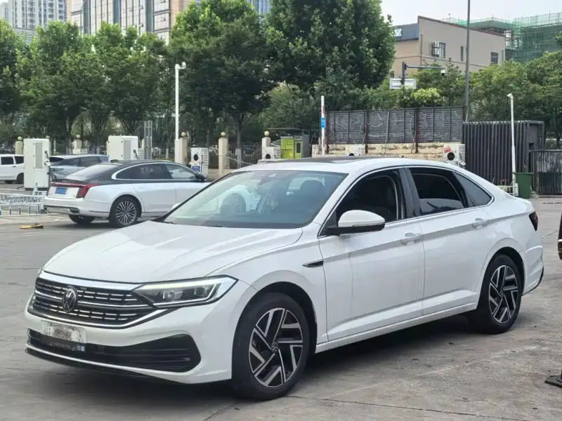 Volkswagen Sagitar, 2024