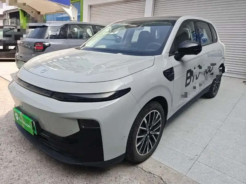 Leapmotor B10, 2025