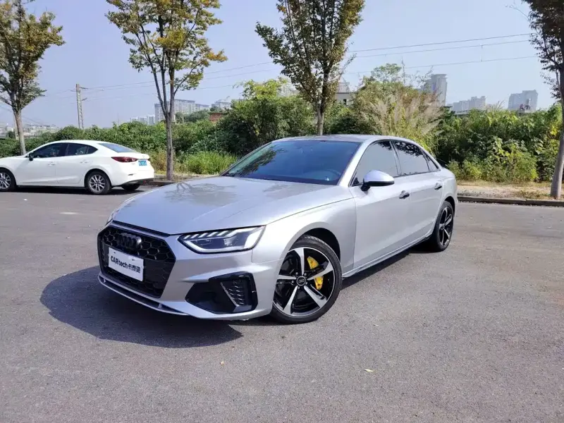 Audi A4L, 2020
