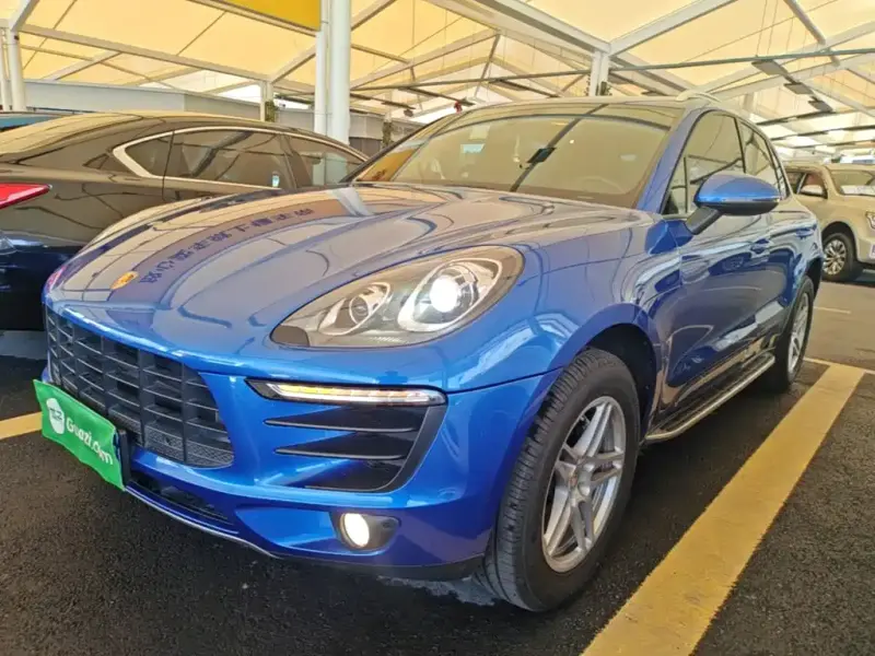 Porsche Macan, 2016
