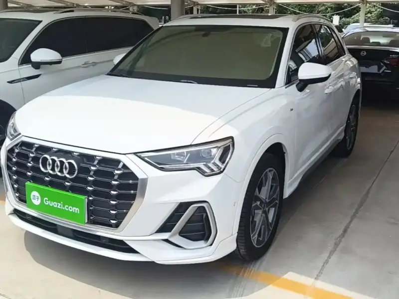 Audi Q3, 2021