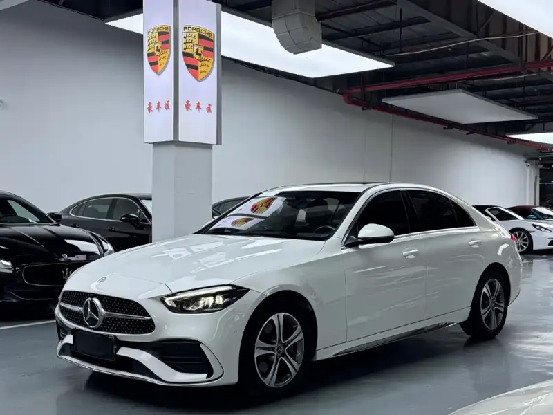 Mercedes-Benz C-Class, 2022