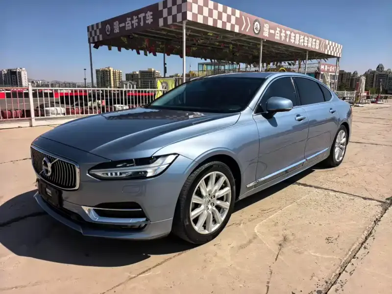 Volvo S90, 2020