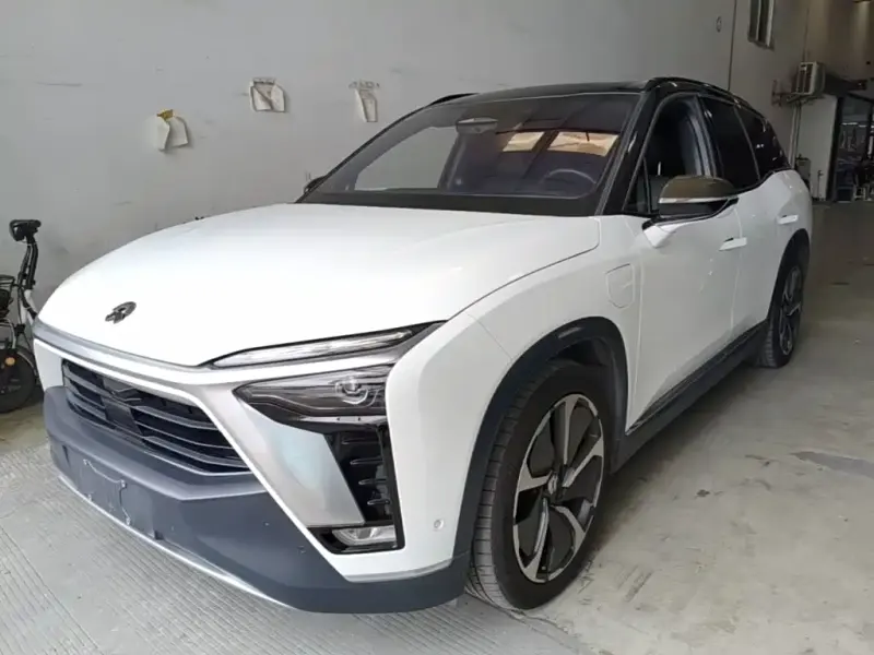 NIO ES8, 2021