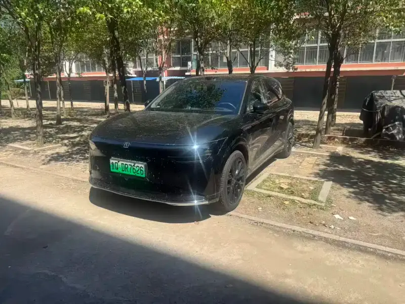 Zeekr 7X, 2024