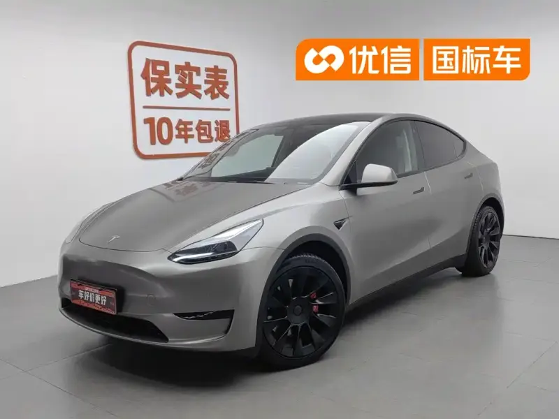 Tesla Model Y, 2022