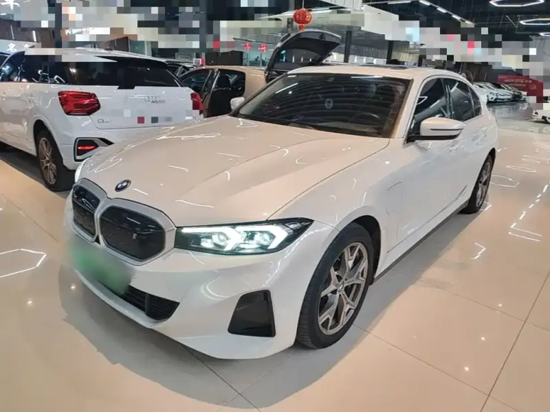 BMW i3, 2023