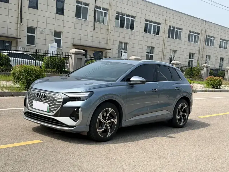 Audi Q4 e-tron, 2024