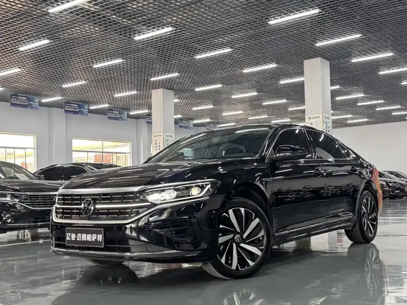 Volkswagen Passat, 2025