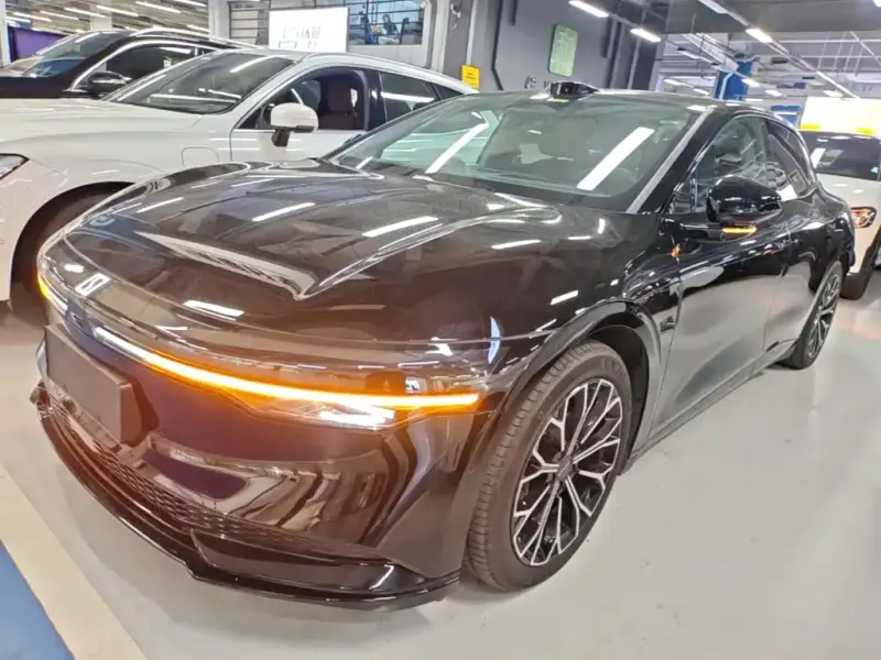 Zeekr 007, 2024