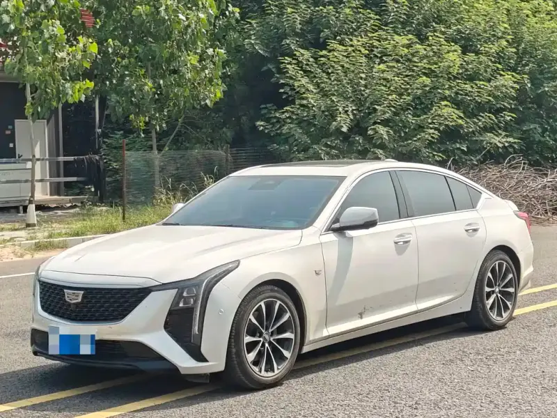 Cadillac CT5, 2025