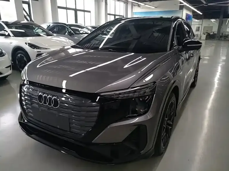 Audi Q5 e-tron, 2022