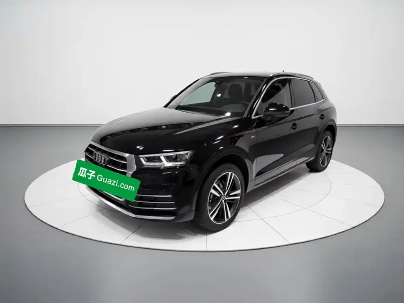 Audi Q5L, 2020